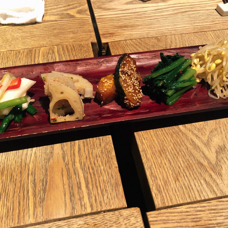 旬菜ナムル盛り合わせ(李南河 代官山)