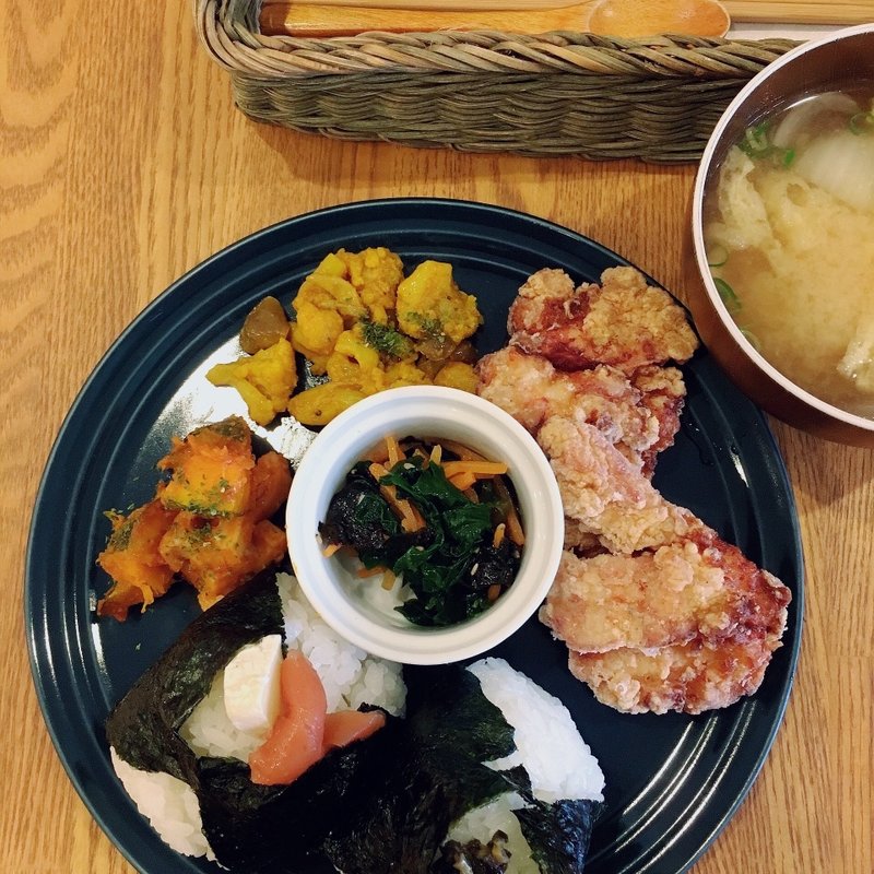 デリプレート(おむすびCafe Panino-ni)