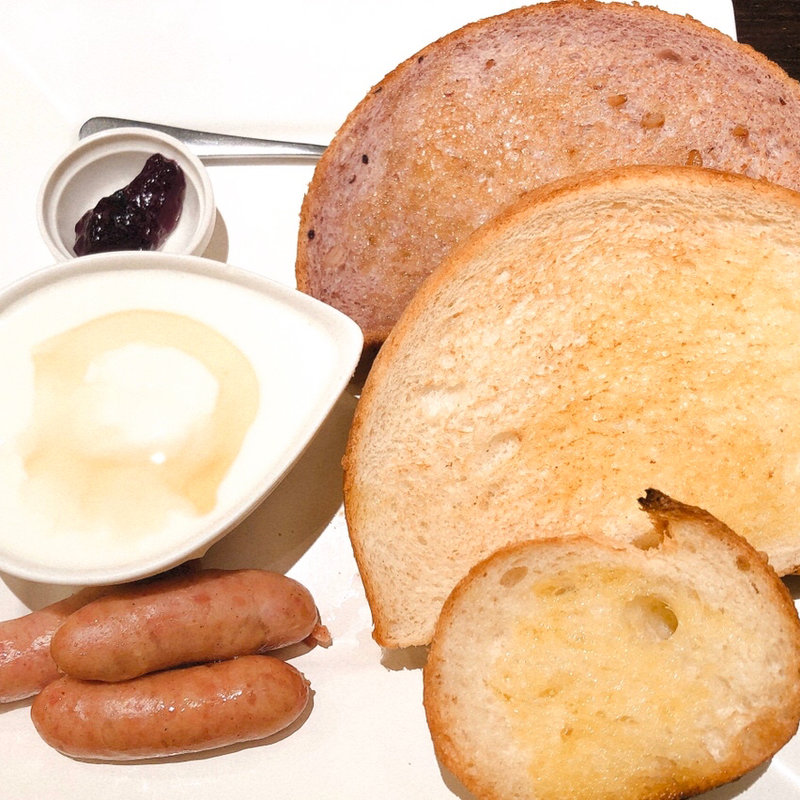 3種のトーストモーニング(サンドッグイン神戸屋 八重洲店 )