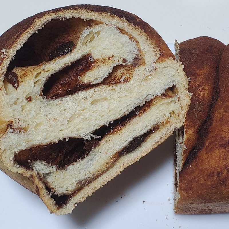 レーズンブレッド(シナボンららぽーと海老名店)