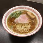 にぼししょうゆ(博多とんこつ 豚の足跡)