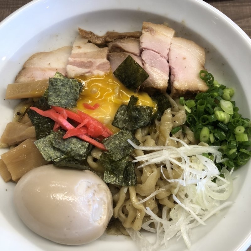 まぜそば玉子(東大和ラーメン 大冬樹)