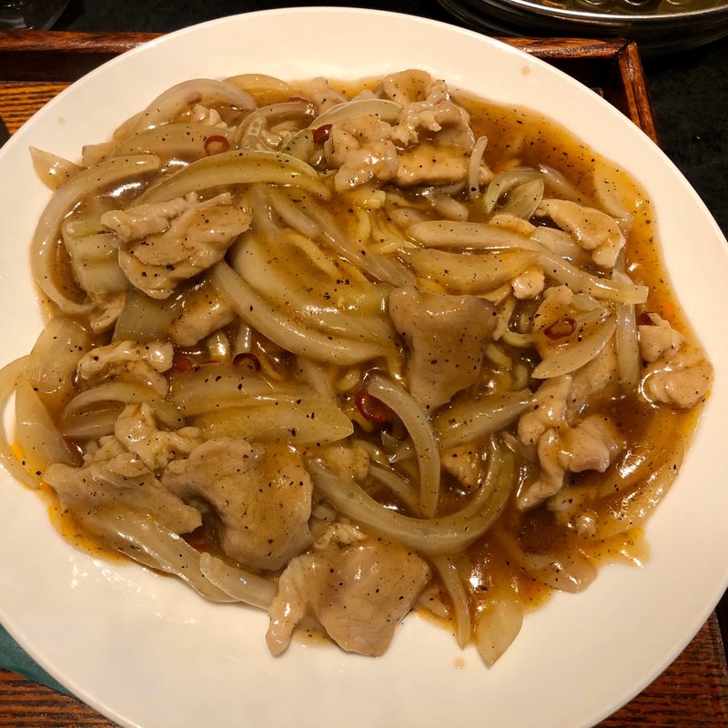 黒胡椒焼きそば(新亜飯店千駄ケ谷店)