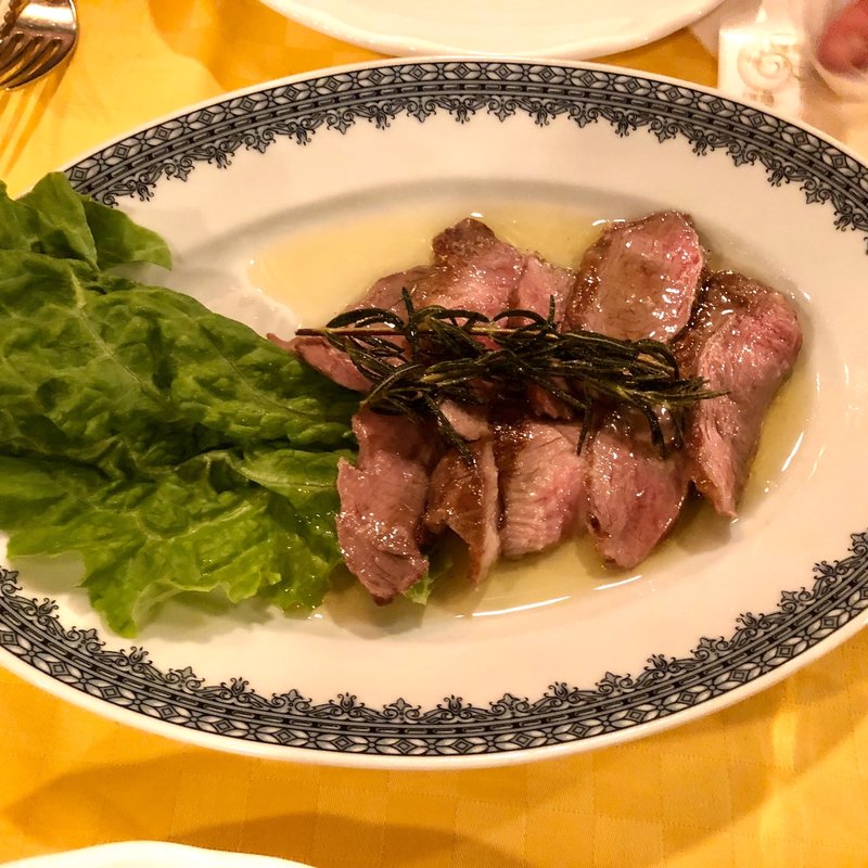 羊肉のタリアータ(イル ボッカローネ)