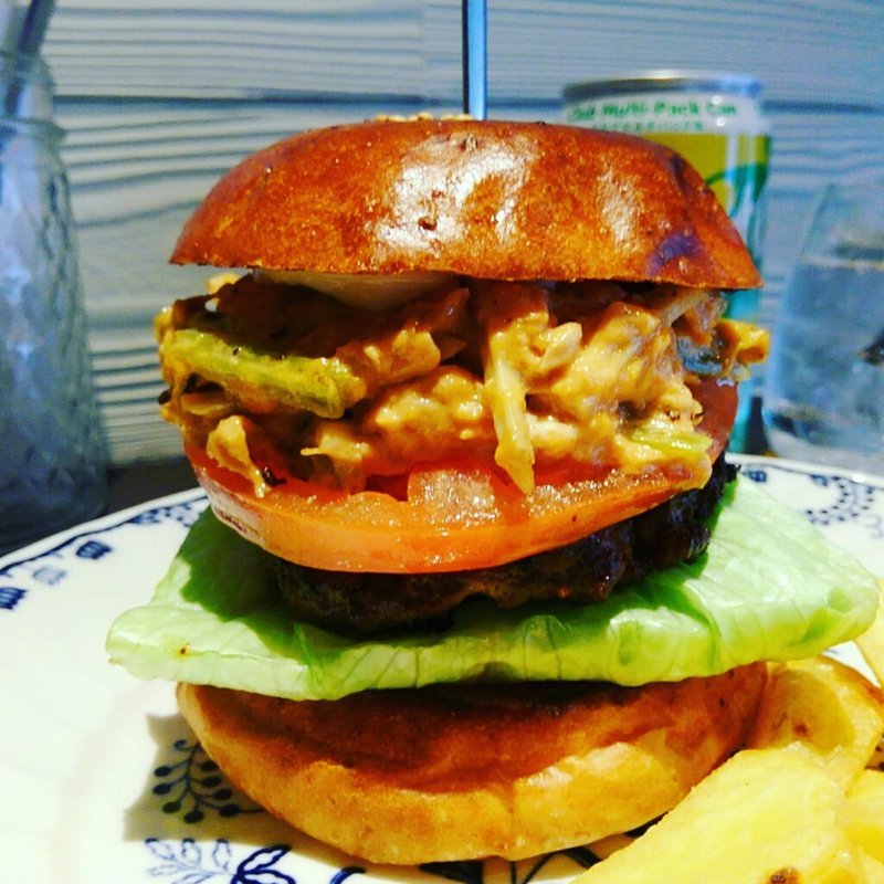 八尾若ごぼうのオーロラあえバーガー(だるま珈琲)