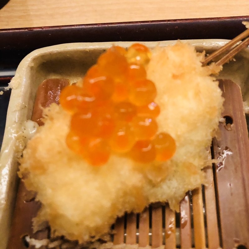 鮭の親子揚げ(立吉　日比谷ミッドタウン店)