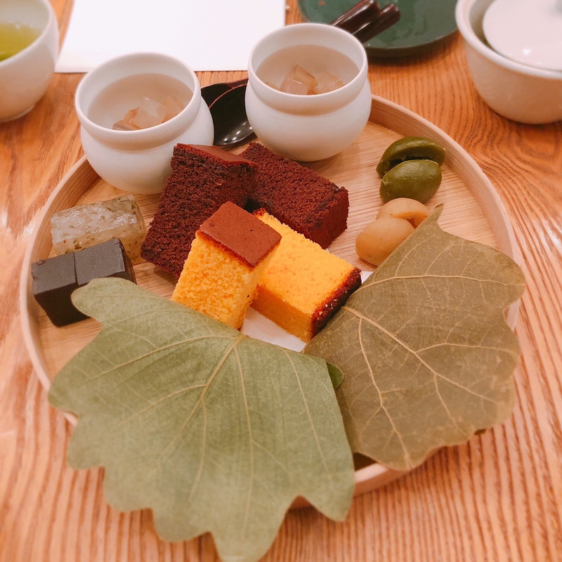 茶 間 食  -さまじき-(HIGASHIYA GINZA （ヒガシヤギンザ）)