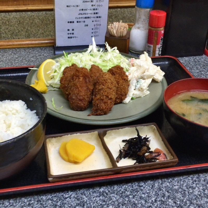 カキフライ定食(相州屋)