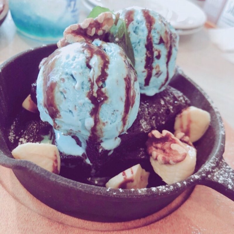 チョコミント ホットブラウニー(Cinnamon's Restaurant 横浜山下公園店)