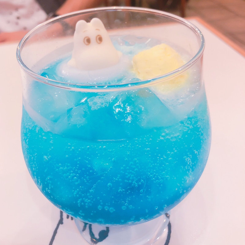 ムーミンマシュマロクリームソーダ(ムーミンベーカリー&カフェ 東京ドームシティ ラクーア店)