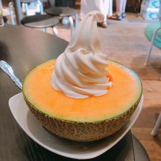 (ポプラファーム 小樽店（小樽出抜小路内）)
