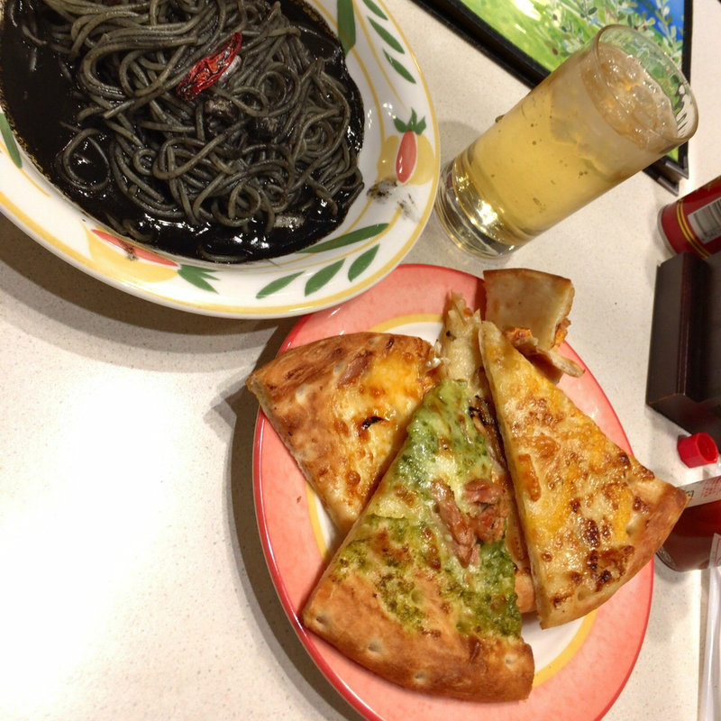 ピザ食べ放題(オリーブの丘 多摩ニュータウン店 )