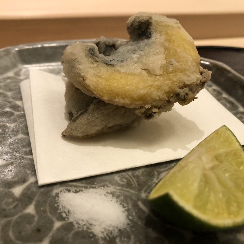 鮑の唐揚げ(山﨑)