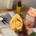 クリームパン(亀井堂 （カメイドウ）)