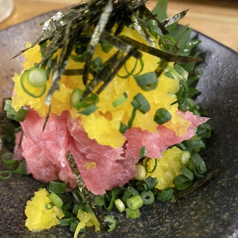 トロたく(鰓呼吸 麻布十番商店街 （エラコキュウ）)