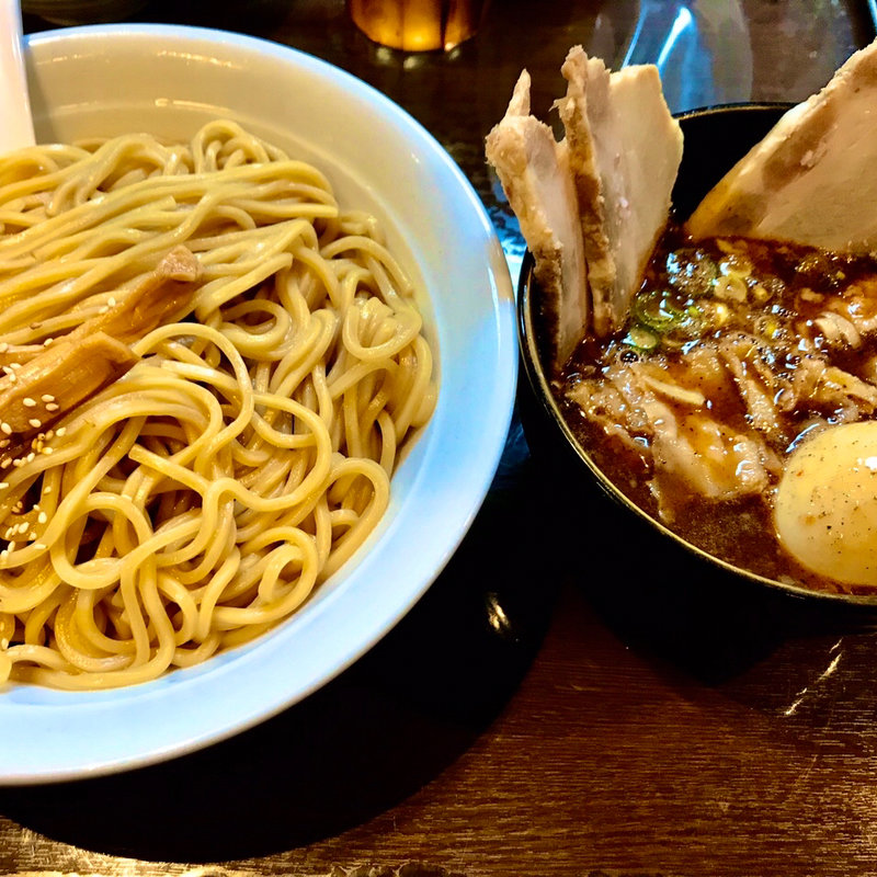 特製つけ麺(大盛+チャーシュー3枚トッピング)(濃厚つけ麺茜堂 )