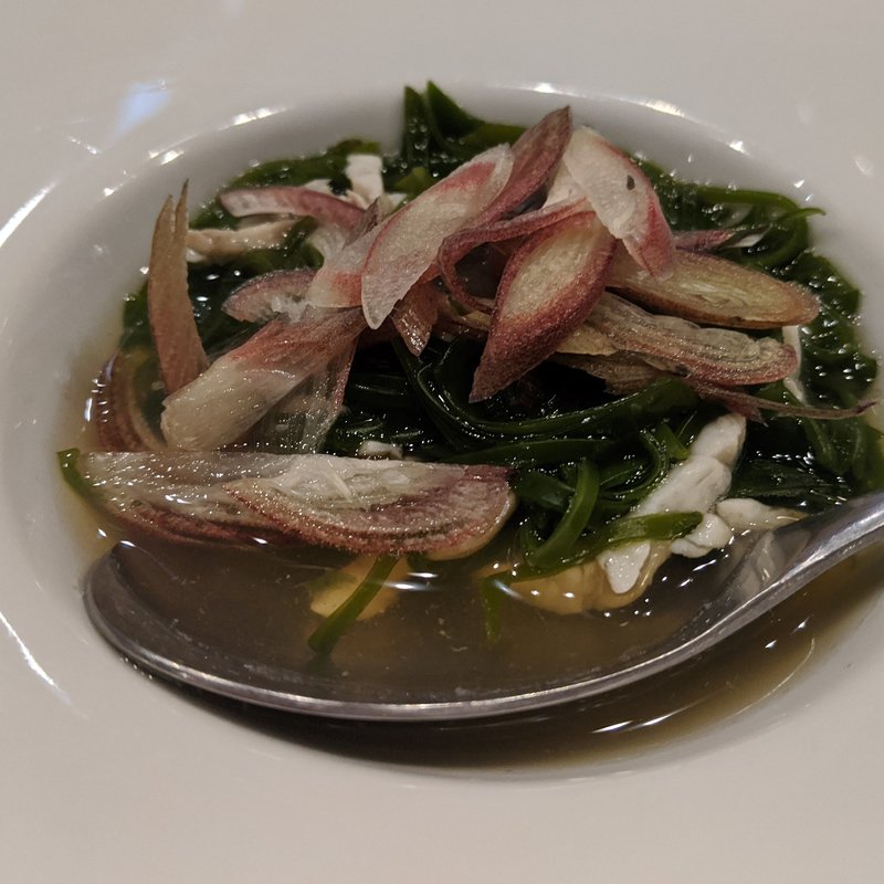 メカブ、真河豚皮湯引き(潟潟ヤ)