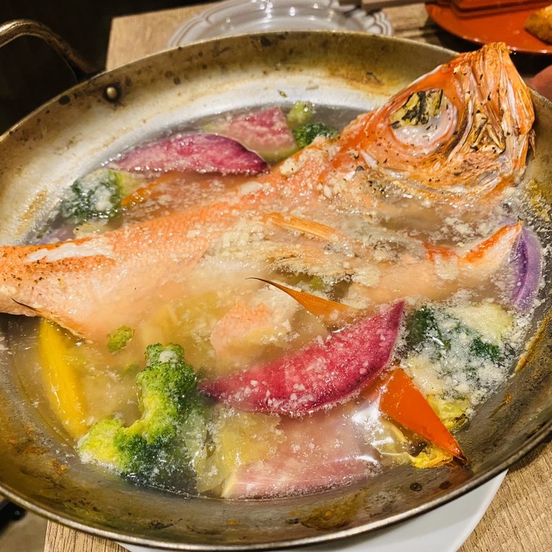 金目鯛のアクアパッツァ(湘南野菜と魚　gita弥平)