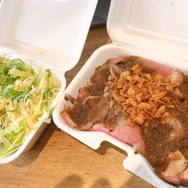 炭焼き牧草牛サーロイン薄切り弁当（毎日/キッチンカー）(B&D KURIYA)