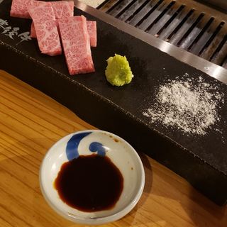 牛刺し(焼肉ホルモンブンゴ 堺東店)