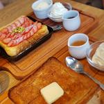 極美ハニートースト プレーン(嵜本ベーカリーカフェ)