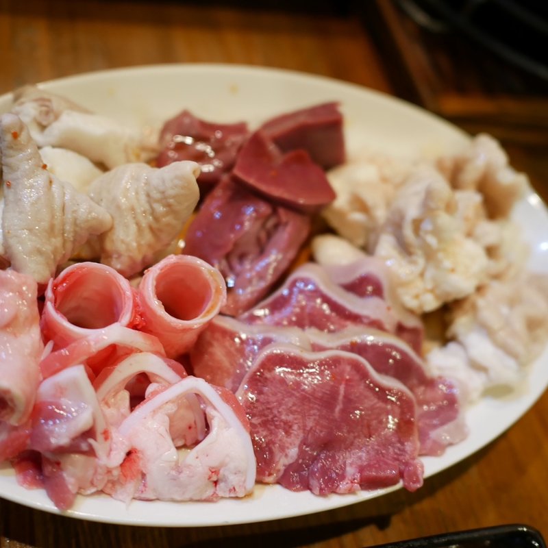 ホルモン　本日の盛り合わせ5種(立石ホルモン 和敬)