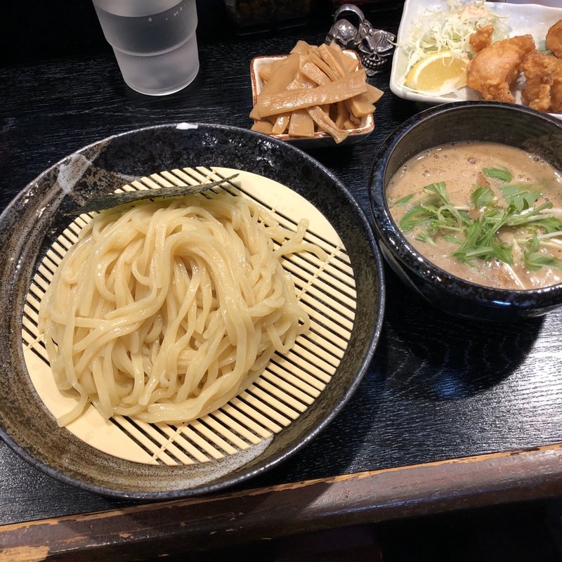 魚介とんこつつけ麺(麺処 虎ノ王 梅田1号店)
