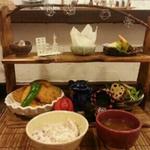 ランチ(つよしのコロッケ本舗 （ツヨシノコロッケホンポ）)
