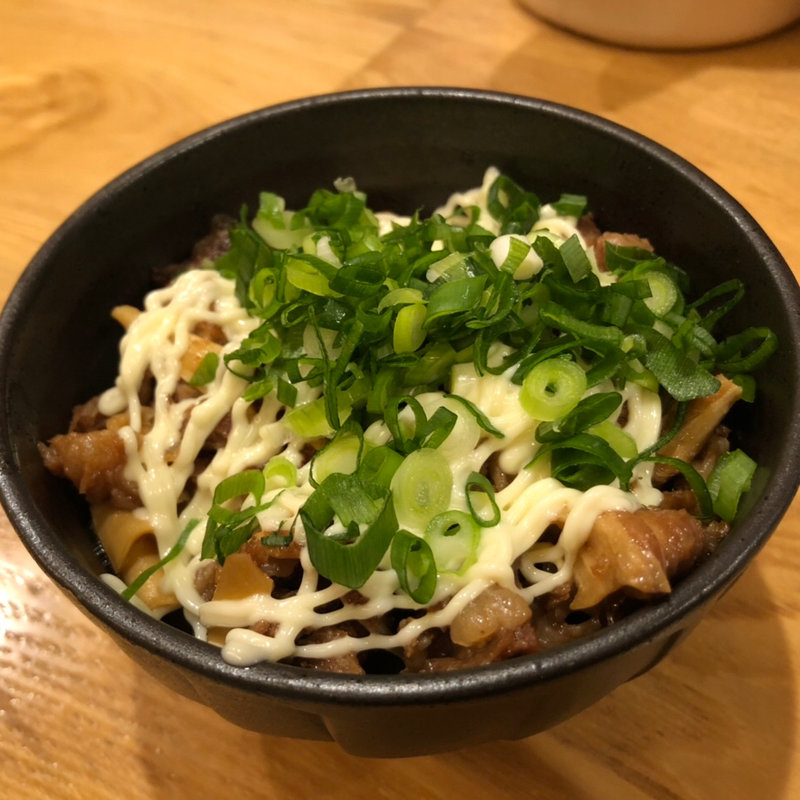 スジ丼(人情麺家 牛骨王 南船場店)
