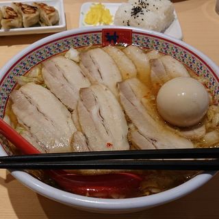 煮卵チャーシュー麺(どうとんぼり神座 関西国際空港店 )