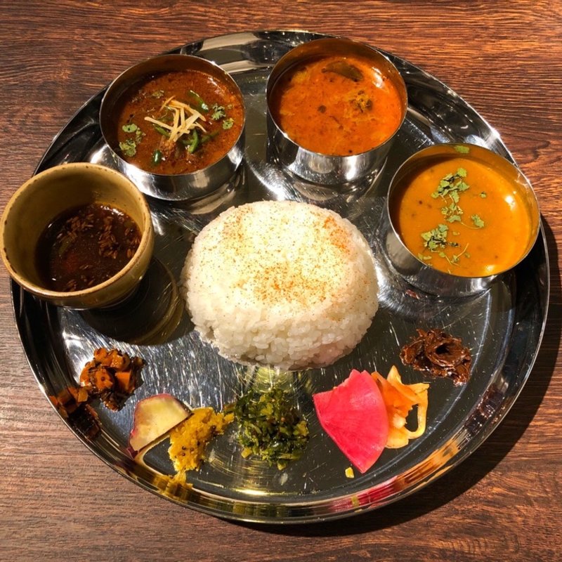 薬膳カレー3種(自然派薬膳鍋らかんか)