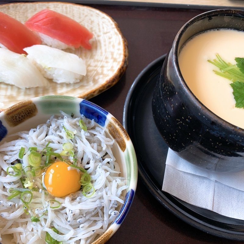 (北海道生まれ和食処とんでん 志村小豆沢店)