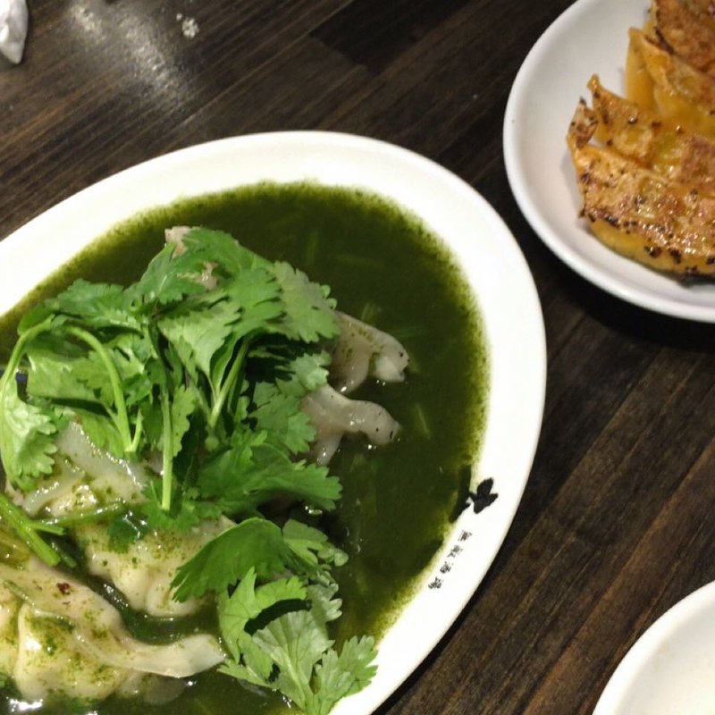 パクチー餃子(ドラゴン餃子 RYUO)