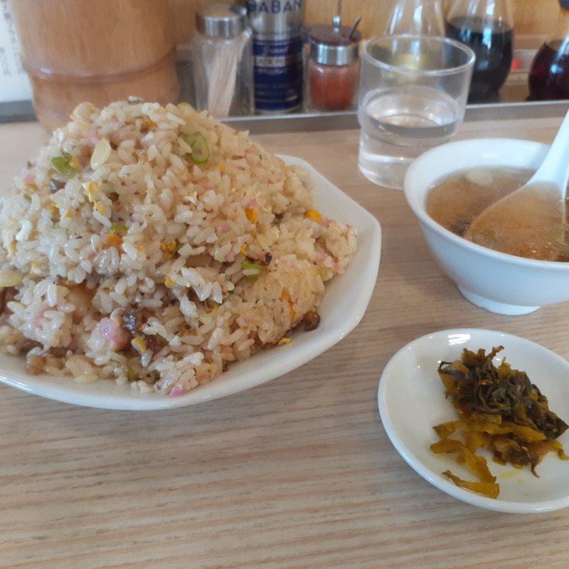 チャーハン  普通盛(らーめん 西華)