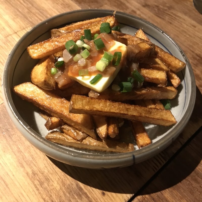 酒盗バターのせポテトフライ(魚政宗)