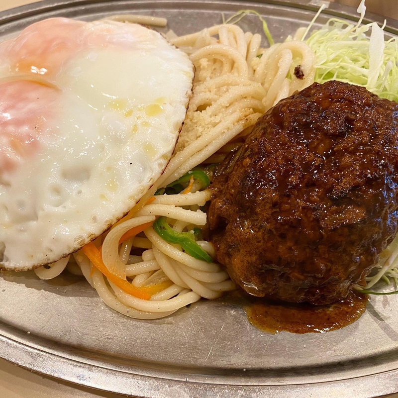 ハンバーグ目玉焼きスパ(洋食屋 大越)