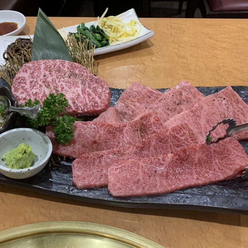 極上3種盛り(炭火焼肉 牛和鹿 門前仲町店)