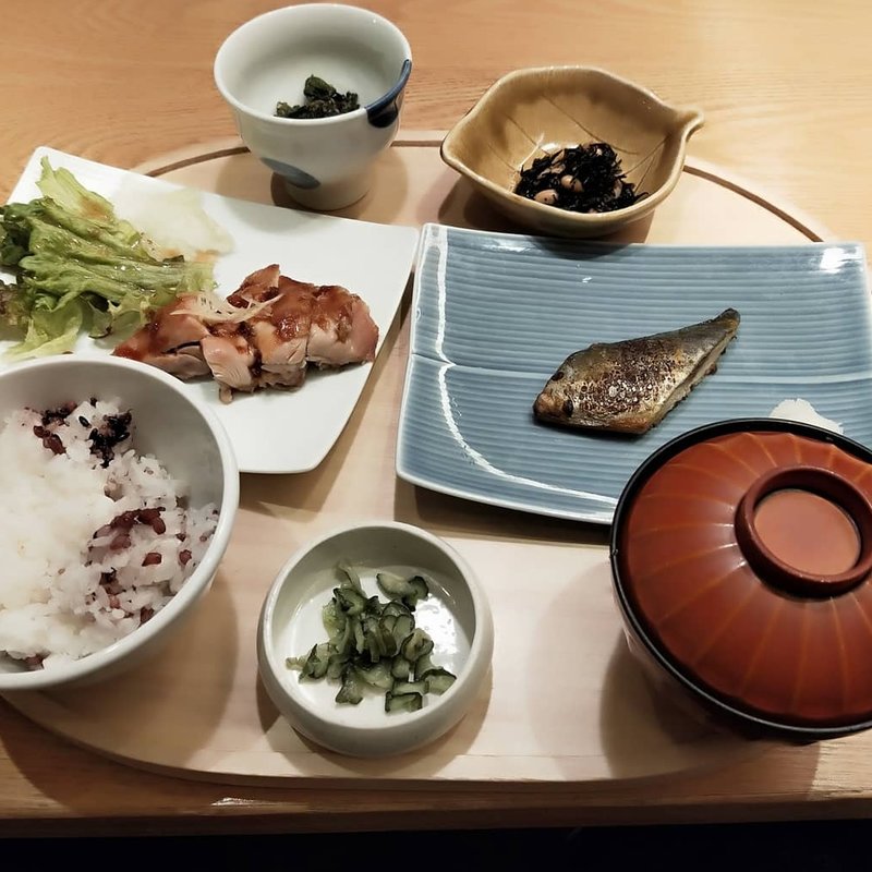 (ニホンの食卓 つくみ 横浜高島屋店)