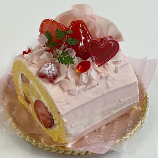 苺の練乳ケーキ(ル・パティシェヨコヤマ 京成大久保店)