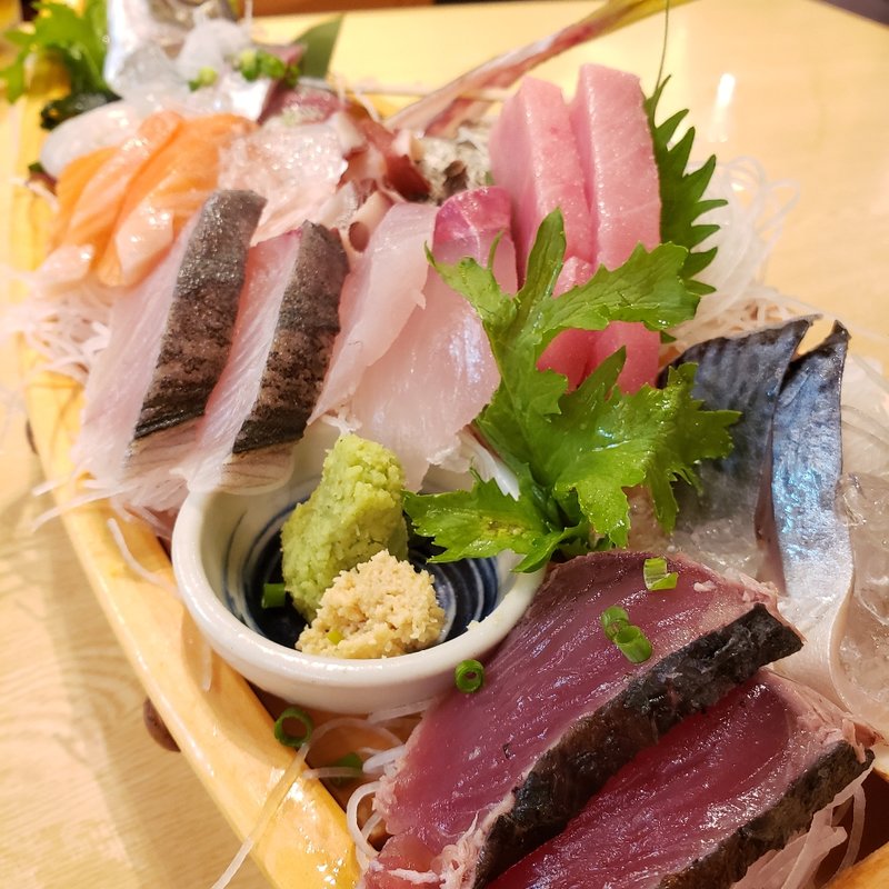 刺身10点盛り(大衆酒場 さかな 楽助)