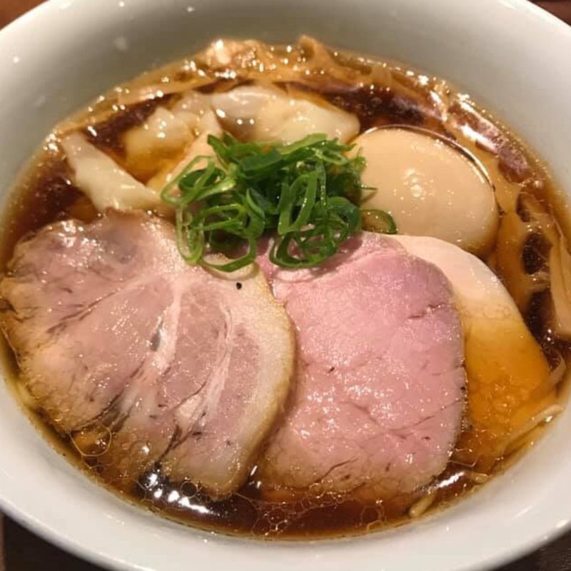 醤油特製らぁ麺(らぁ麺 すぎ本 )