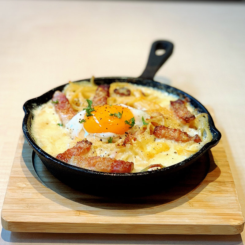 スパグラ   カルボナーラ(ゾーナ・ベル・ピッツァ)