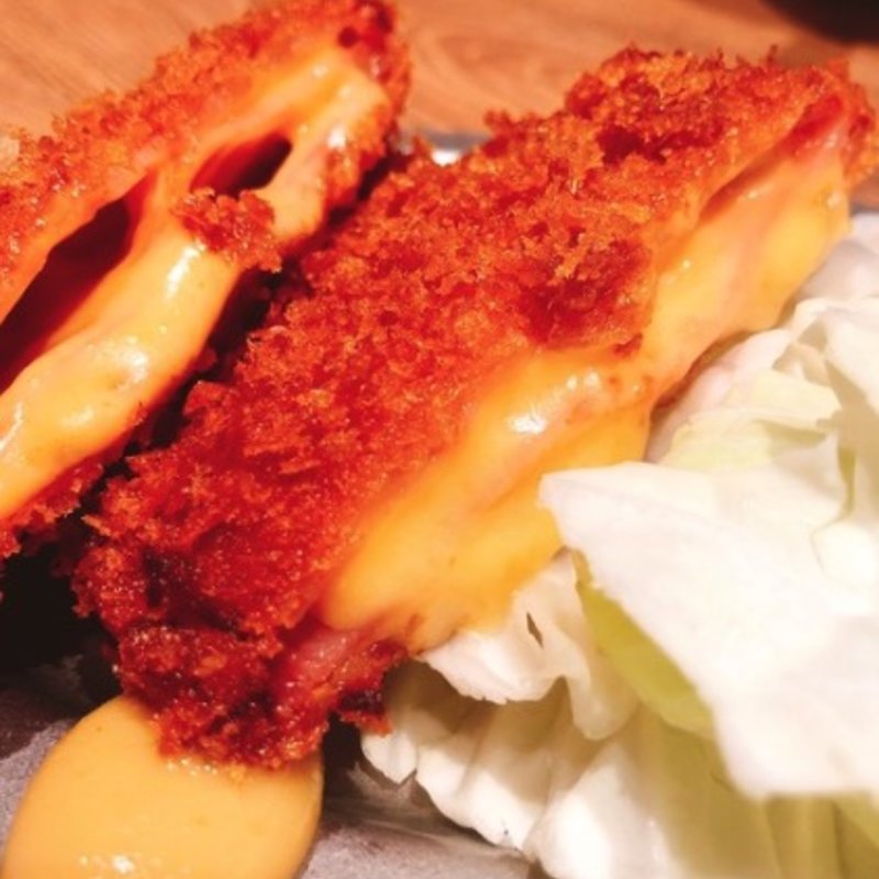 ミルフィーユハムカツ “チーズイン”(大福池袋)