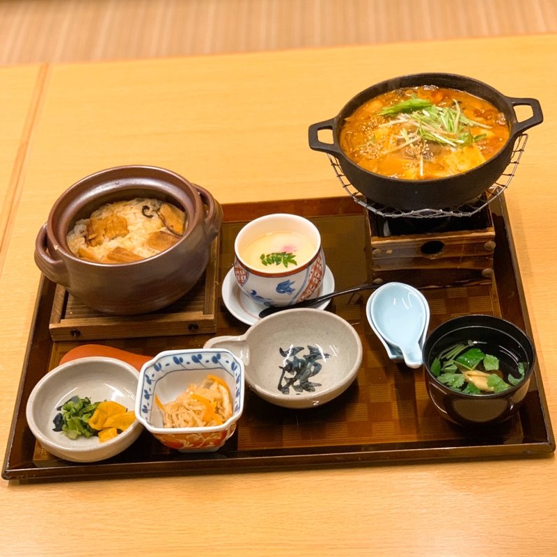 牡蠣の土手鍋定食(釜飯酔心 ekie 広島店)