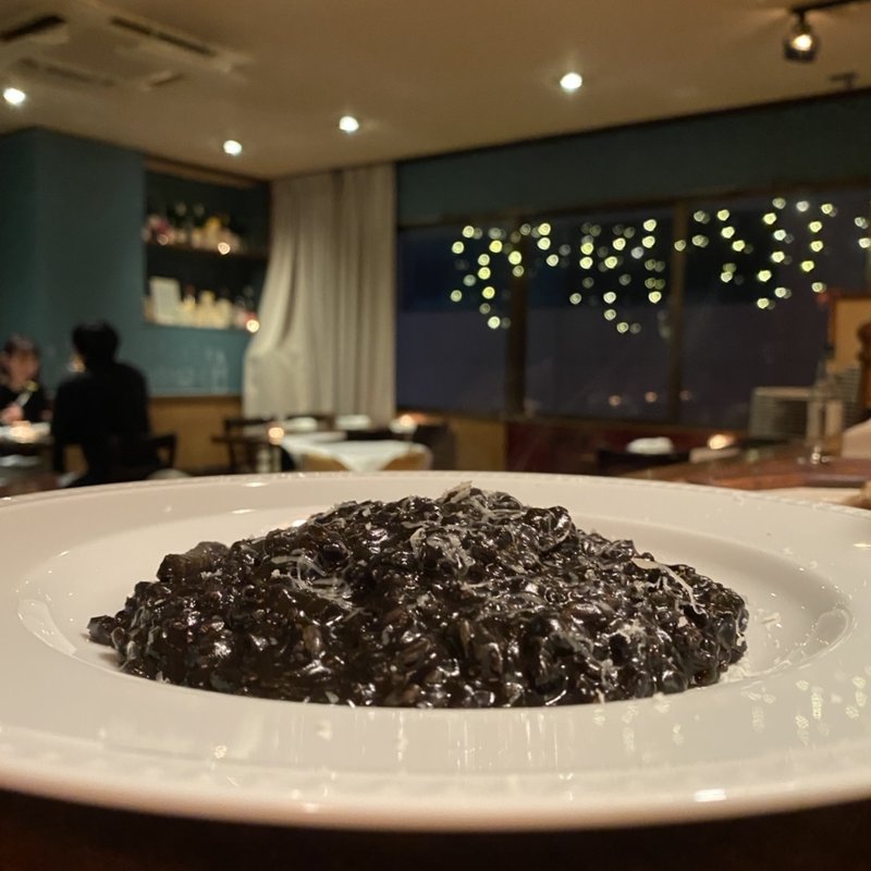 イカスミカルボナーラリゾット(CHEESE traveler 新宿三丁目)