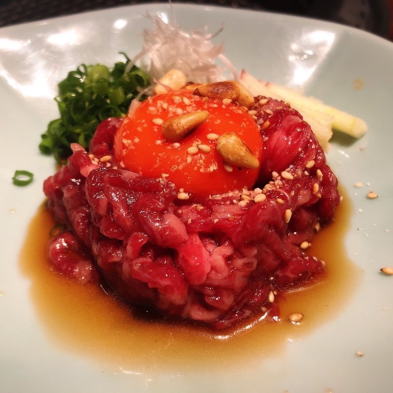 ユッケ(焼肉 肉どうし)