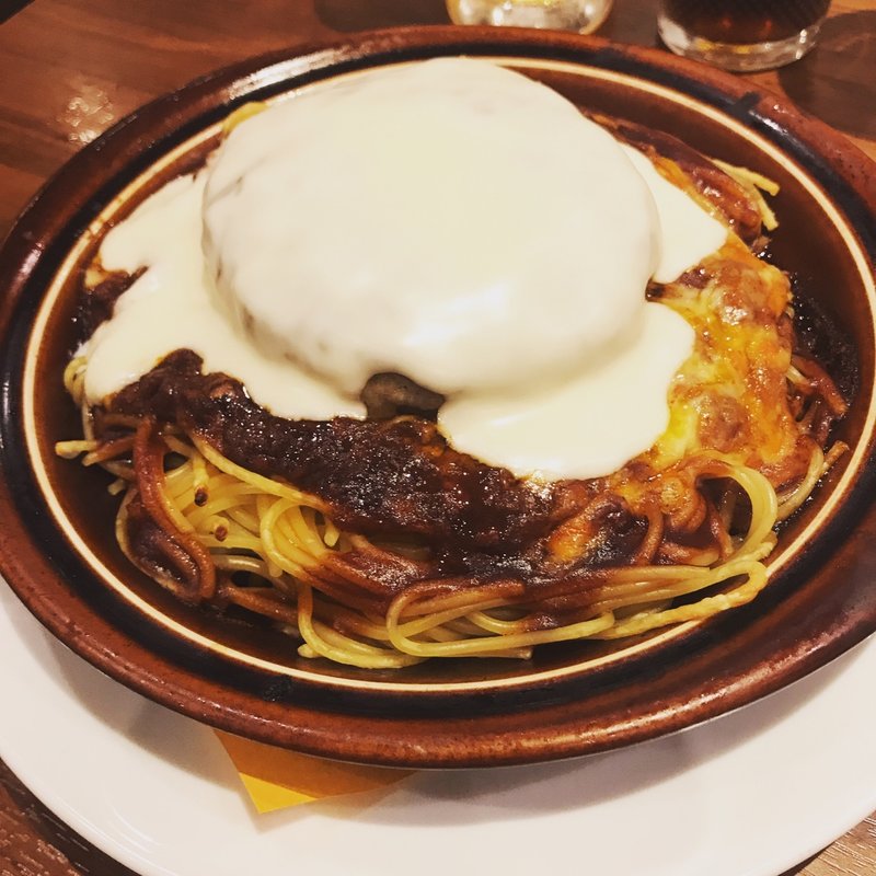 チーズonハンバーグスパゲッティのオーブン焼き(デニーズ 綾瀬駅前店 （03-3629-8523）)