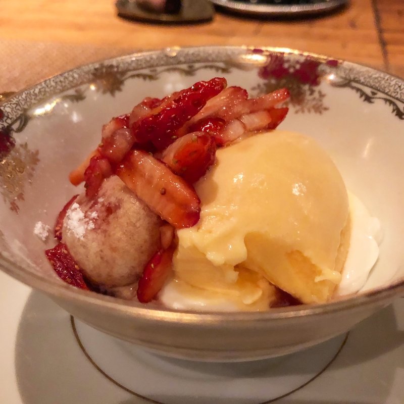 苺のベニエ(au deco )