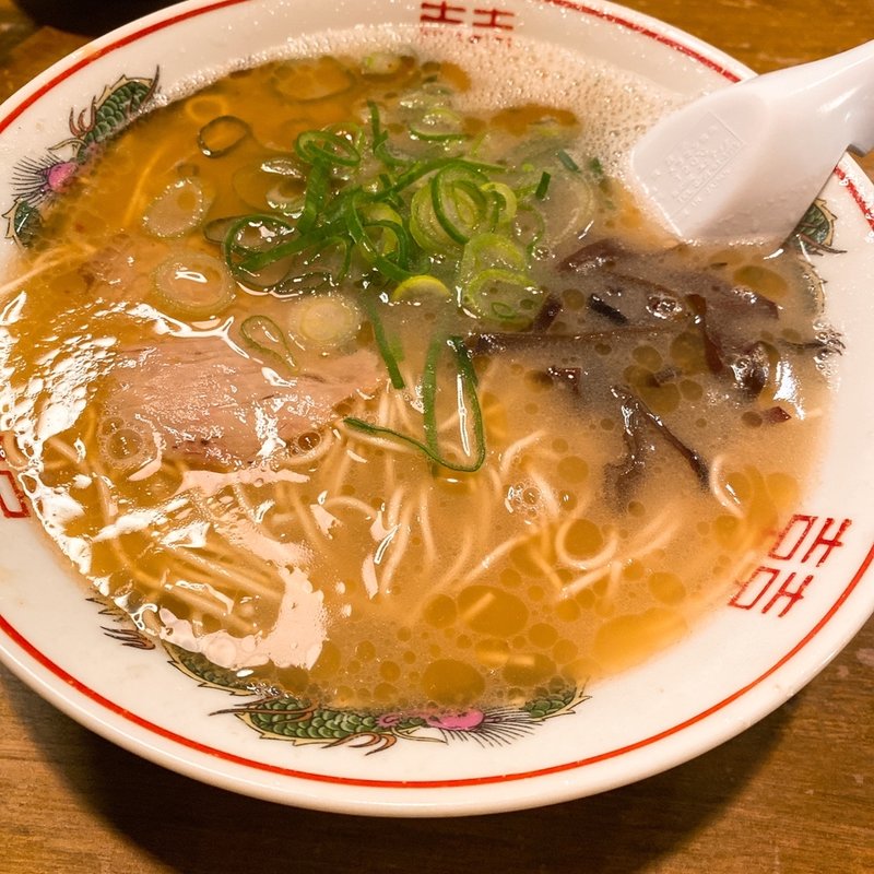 黒(ラアメン博多幕府（はかたばくふ）)