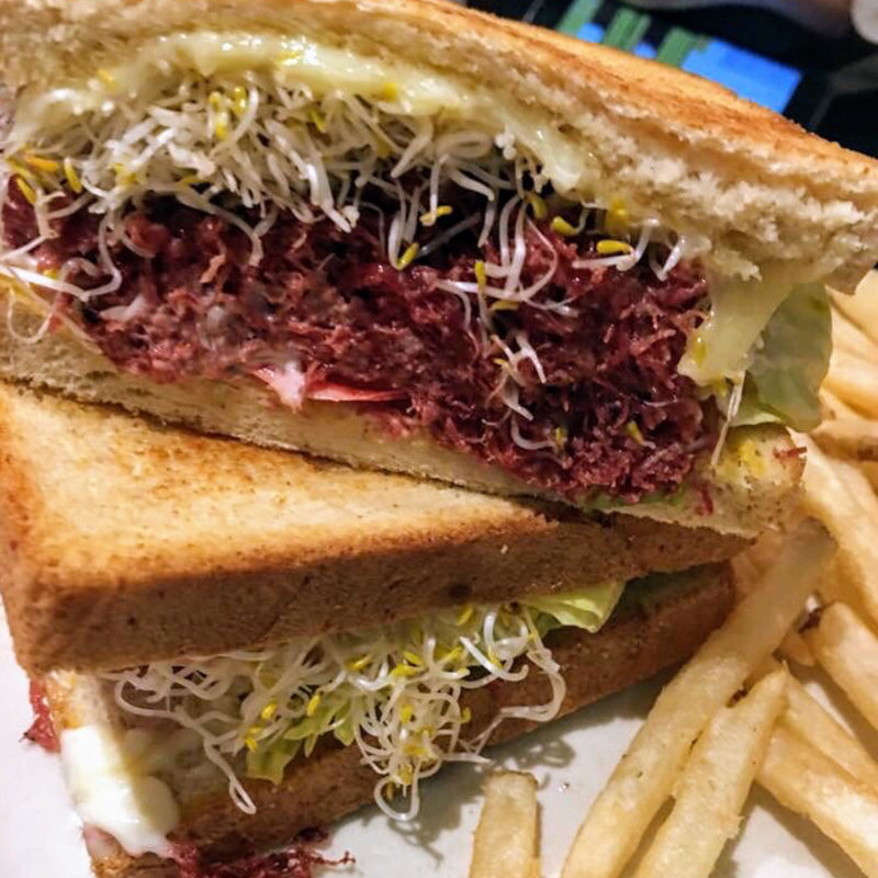 コンビーフサンド(ザ グレートバーガー （THE GREAT BURGER）)